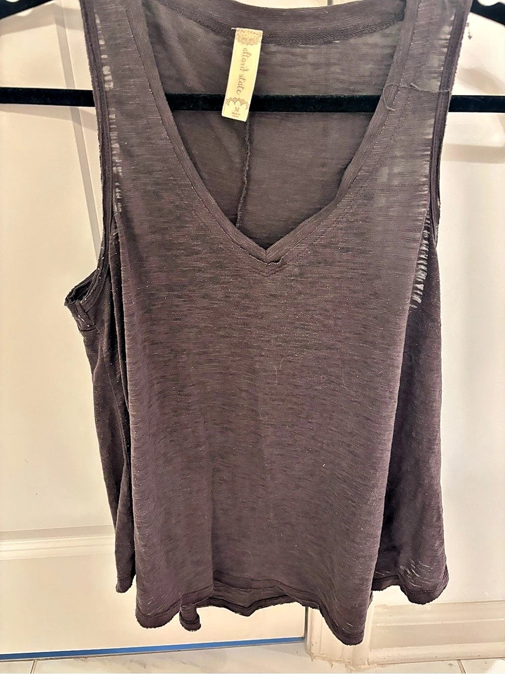 Altard State V-Neck Tank Top in grey Size Medium